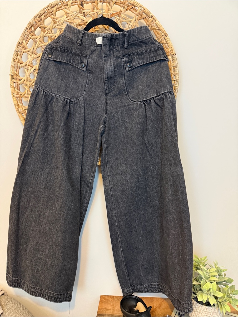 DAVI & DANI Black Washed Denim Wide-Leg Pants